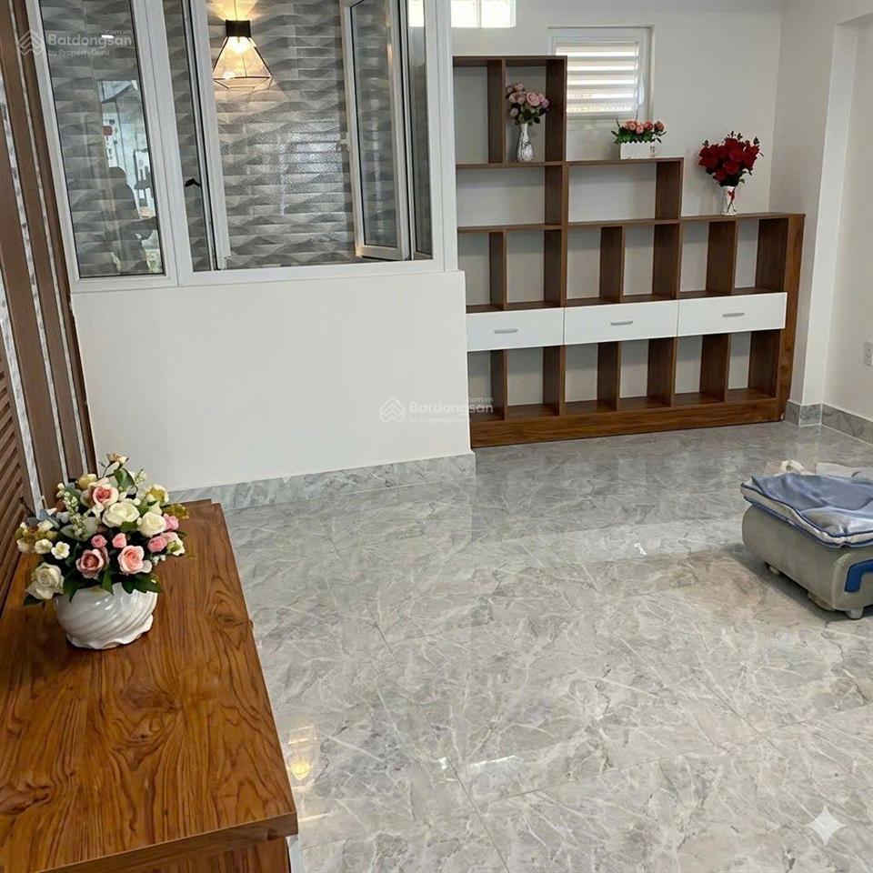 Chủ cần bán gấp căn hộ dịch vụ ngay chợ thạch đà, gò vấp. đang thu nhập khoán 30tr. chỉ 8,7 tỷ