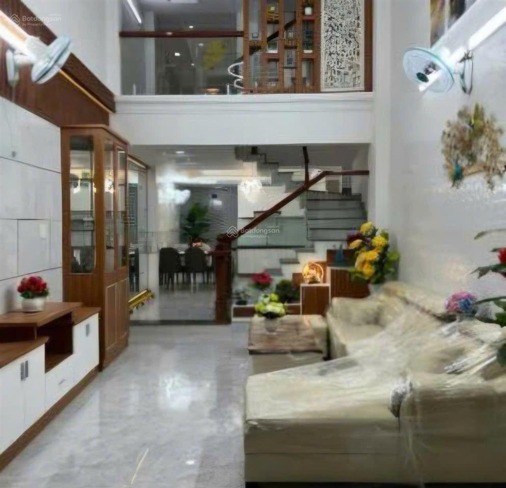 Chủ cần bán gấp căn hộ dịch vụ ngay chợ thạch đà, gò vấp. đang thu nhập khoán 30tr. chỉ 8,7 tỷ