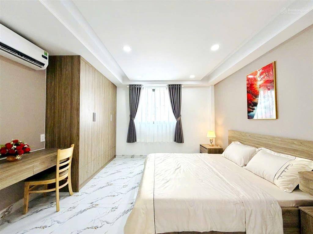 Bán căn nhà đẹp gần cv làng hoa gò vấp. dt 53m²,xd 3tầng, chỉ 5tỷ 350, gần mặt tiền đường số 4.