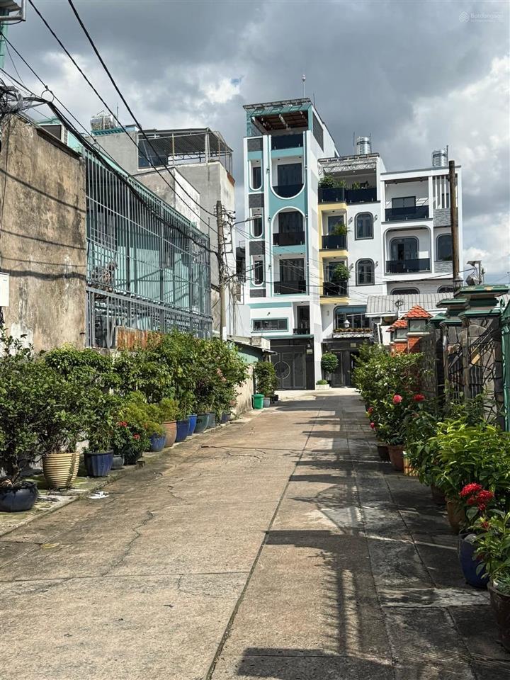 Lô đất đẹp xd tự do, gần cityland lotte mart . đg thống nhất, p11, gò vấp. dt 37m5, chỉ 3tỷ 950