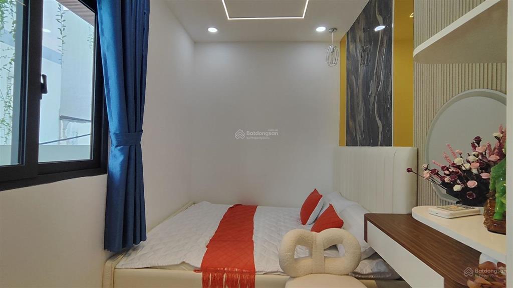 Nhà 2 tầng hxh  70,6m2 sát mặt tiền phan huy ích p12 gò vấp, ngay emart. chỉ 5tỷ980 thương lượng