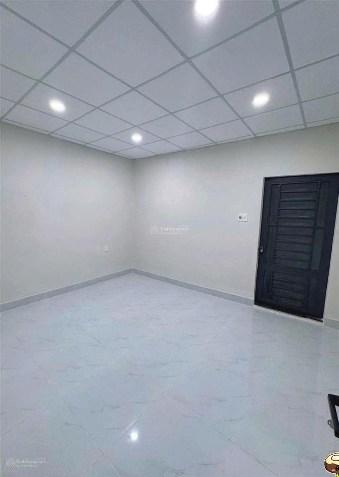 Nhà đẹp 2 tầng  dt 68m2  hxh thông quang trung phường 8 gò vấp  chỉ 5,5 tỷ  gần chợ, trường học