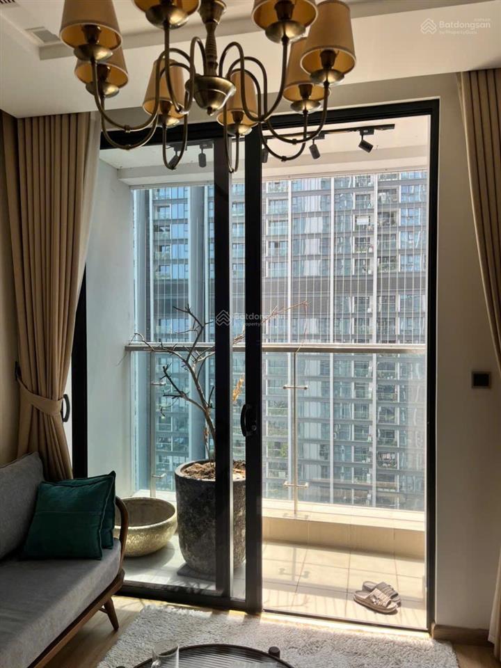 Cho thuê căn hộ 1 ngủ cao cấp vinhomes metropolis m1, 29 liễu giai
