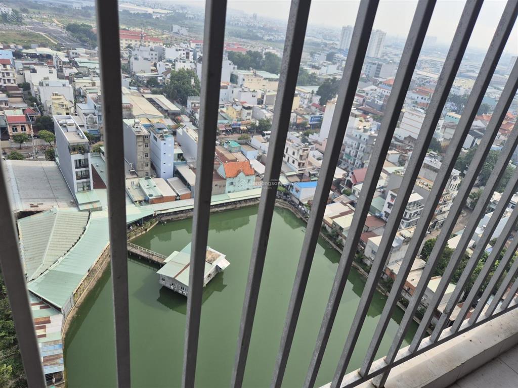 Căn full nội thất thiết kế trẻ trung chuẩn châu âu 65m2, 2pn nhà mới chưa cho thuê lần nào.