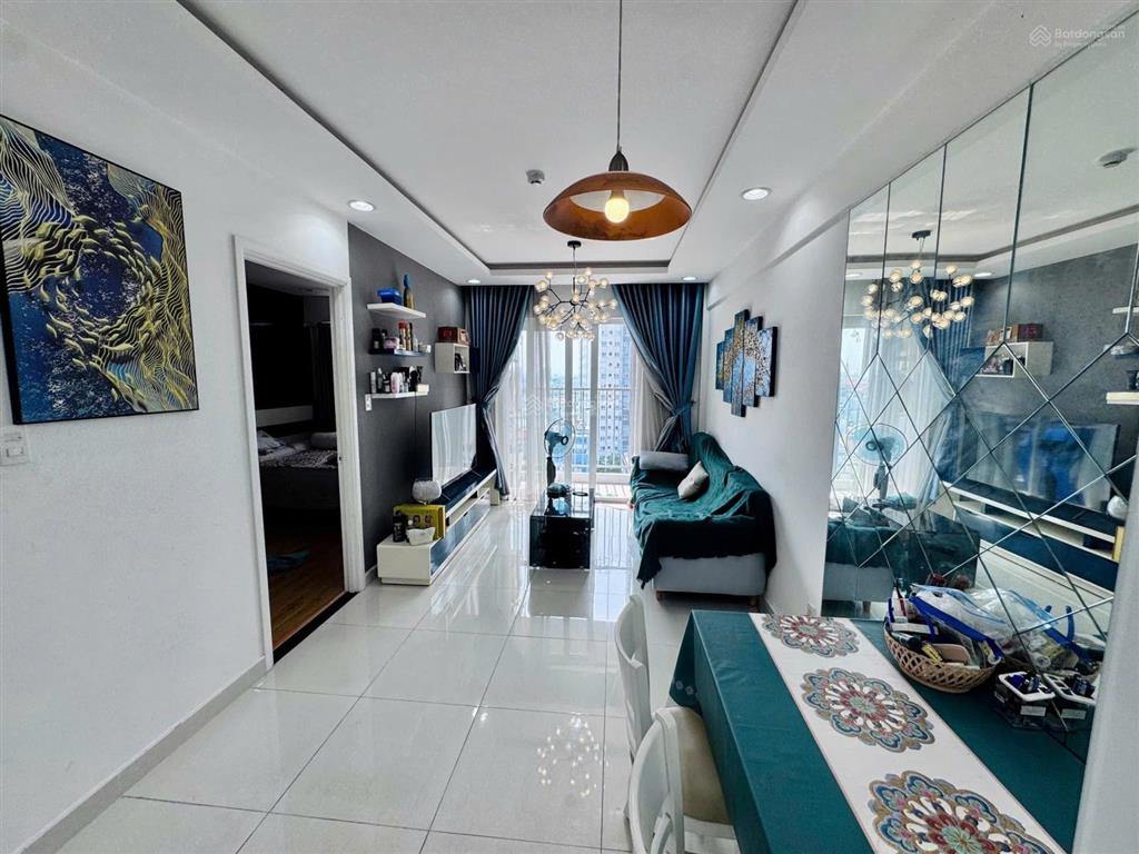Căn full nội thất thiết kế trẻ trung chuẩn châu âu 65m2, 2pn nhà mới chưa cho thuê lần nào.