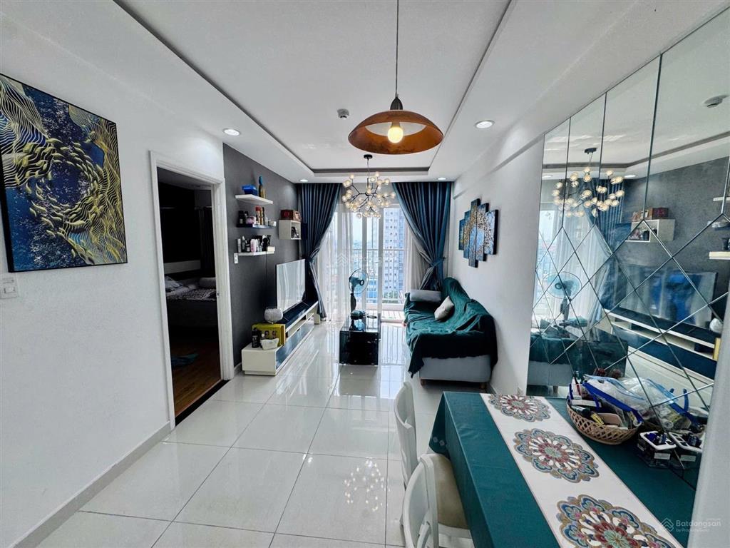 Căn full nội thất thiết kế trẻ trung chuẩn châu âu 65m2, 2pn nhà mới chưa cho thuê lần nào.