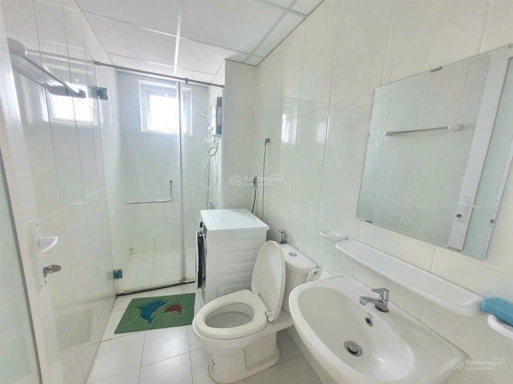 Cho thuê nhà trống view tây nam gió mát, view bắn pháo hoa 2016 căn hộ 65m2 2p.n prospe plaza