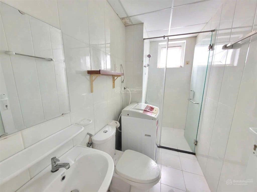 Cho thuê nhà trống view tây nam gió mát, view bắn pháo hoa 2016 căn hộ 65m2 2p.n prospe plaza