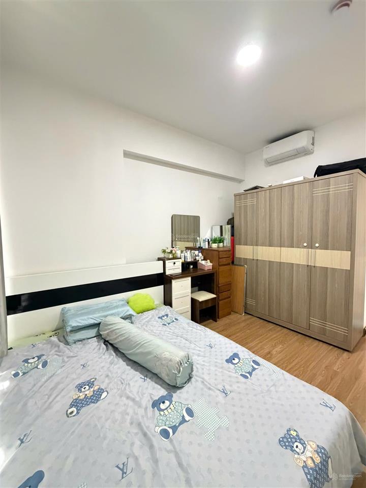 Chính chủ cần tiền ra gấp căn hộ 2pn, 2 toilet có sổ hồng, căn góc chung cư prosper plaza