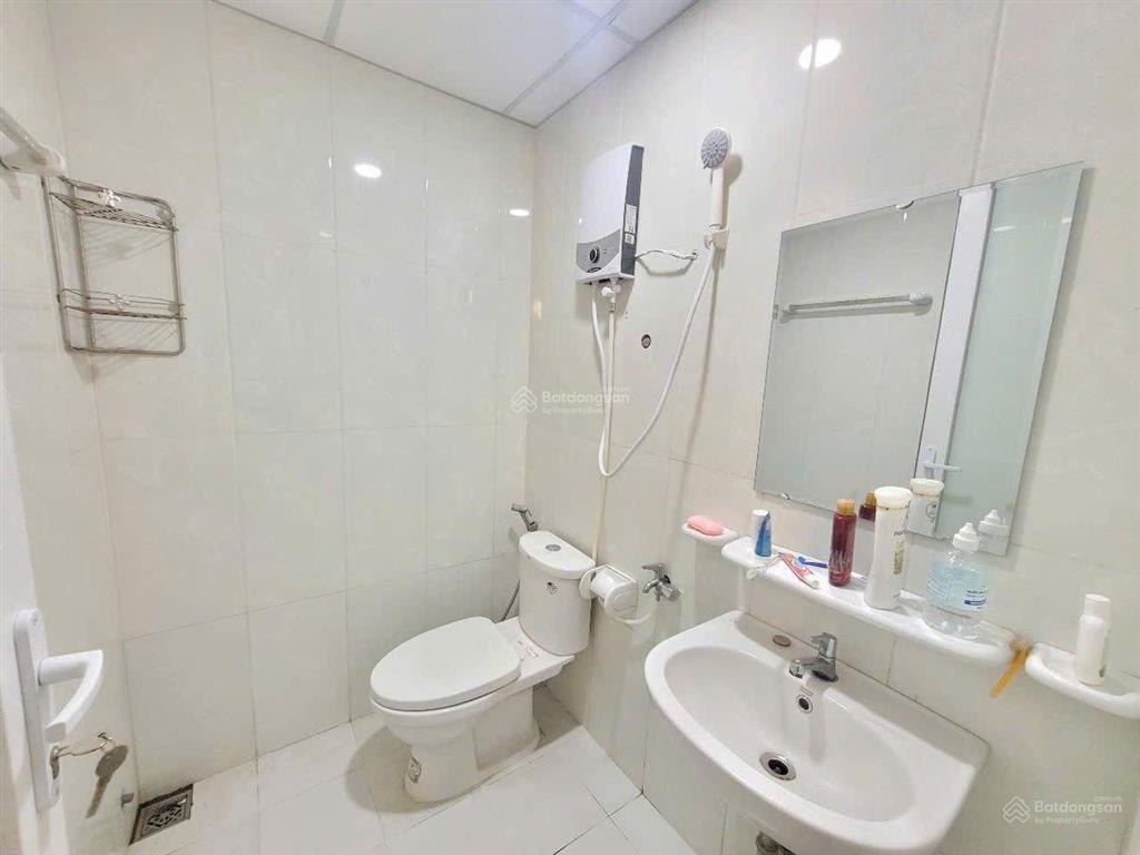 Cần bán căn 65m2, 2pn, có sổ, tặng nội thất thiết kế, nhà mới sơn cc prosper plaza