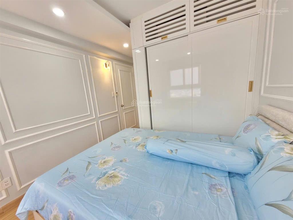 Cần bán căn góc 65m2. 2pn, 2 toilet, phòng thoáng mát có cửa sổ làm việc với chính chủ trực tiếp