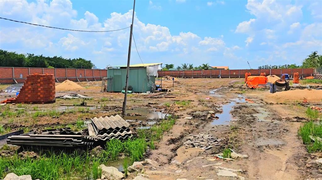 8.100m² đất mặt tiền đường nguyễn hữu trí hiện hữu 18m đang mở rộng lên 30m