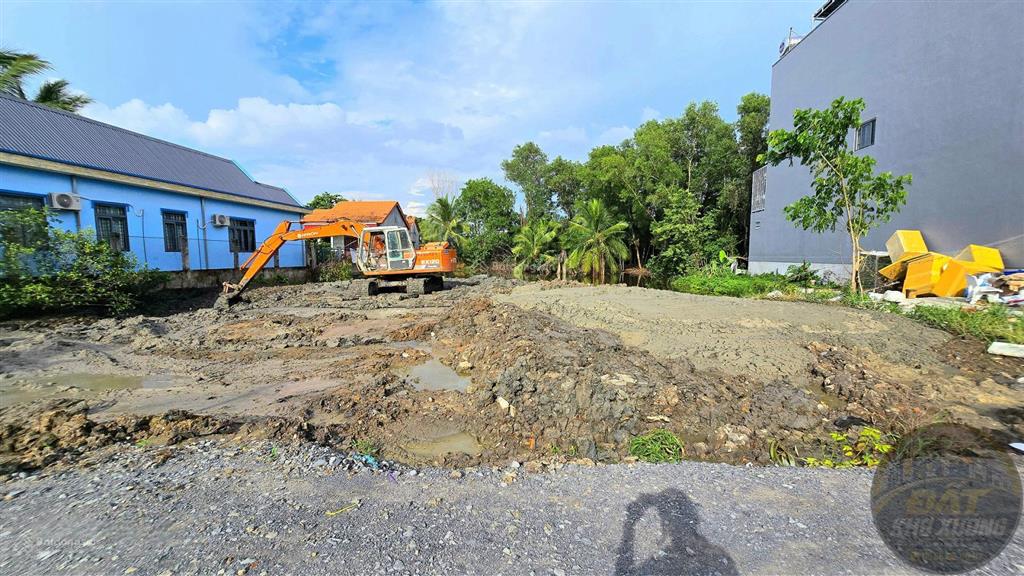 283m2 đất thổ cư  xe 7 chỗ tới đất  cách vành đai 3 chỉ 130m  khu sầm uất nhất xã