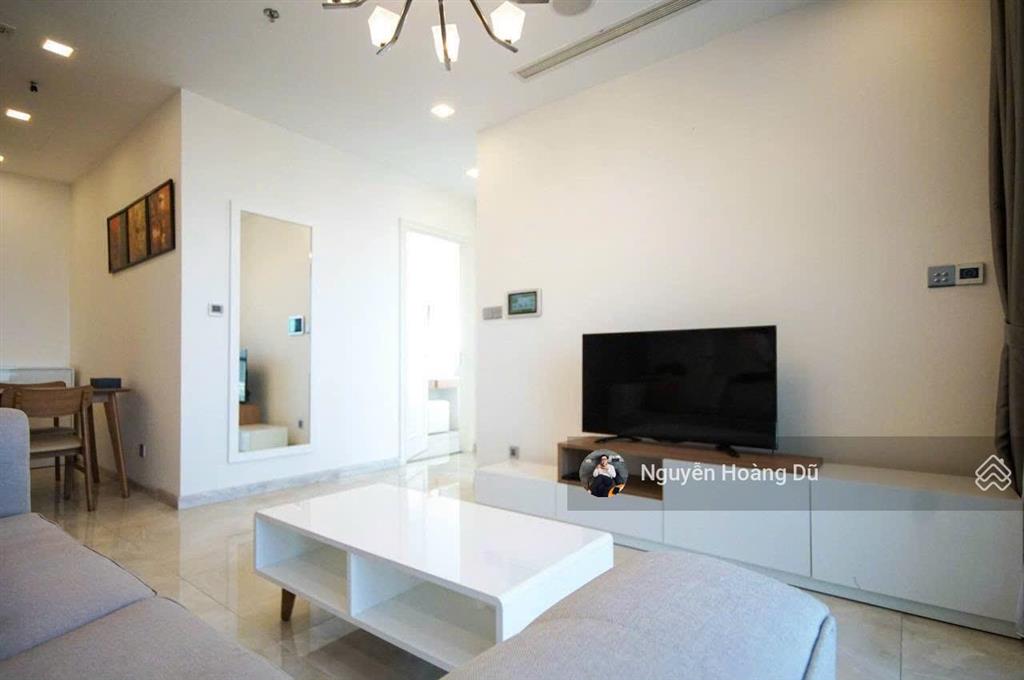 Vinhomes golden river 2pn vòng cung view landmark giá thuê 32tr/th