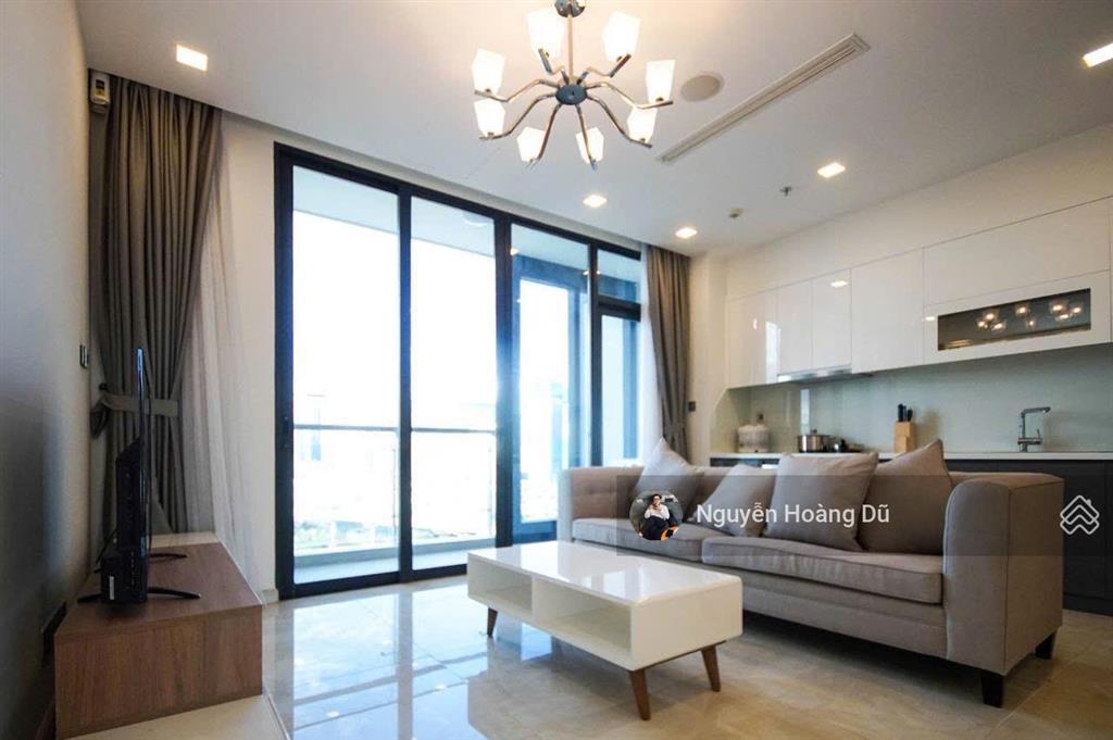 Vinhomes golden river 2pn vòng cung view landmark giá thuê 32tr/th