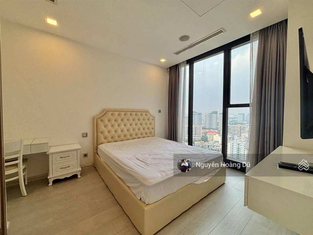 Cho thuê căn hộ 1pn vinhomes golden river 23tr/th