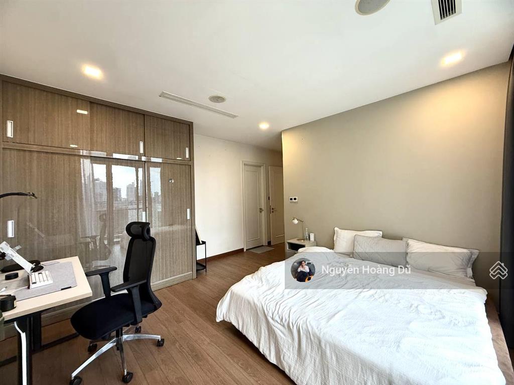 Cho thuê căn hộ 3pn 121m2 view cầu bason nội thất đẹp giá 65tr/th