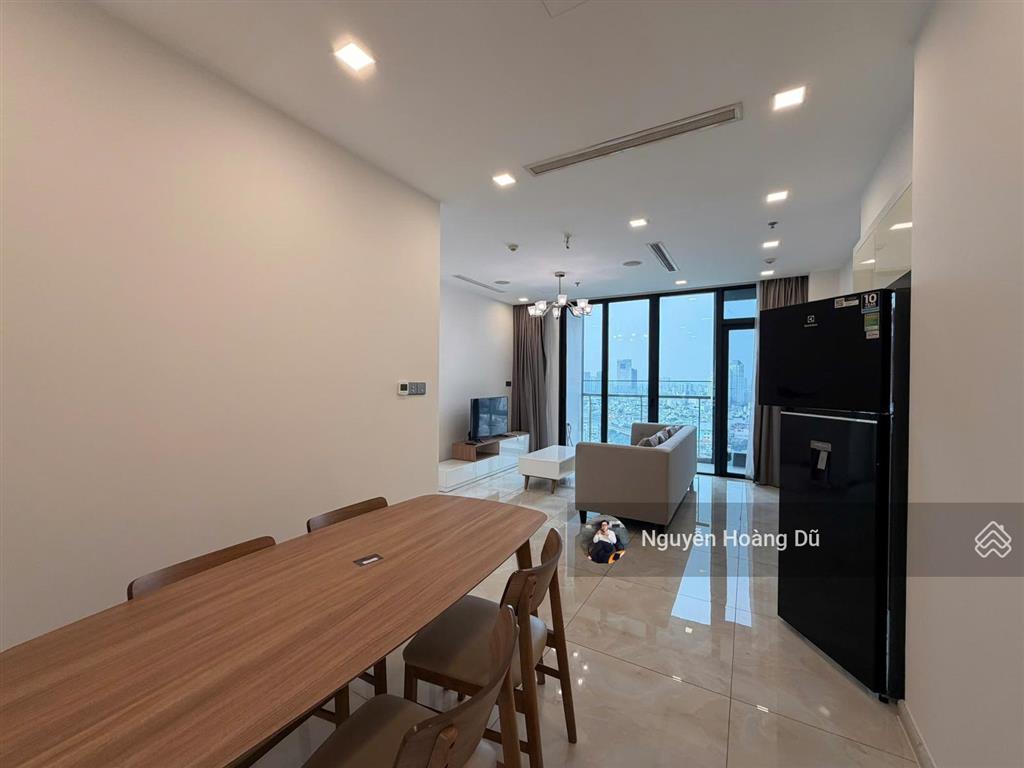Cho thuê vinhomes ba son 2pn view vòng cung landmark giá tốt 30tr/th