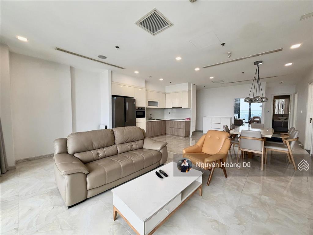 Vinhomes golden river cho thuê 3pn view sông giá tốt chỉ 46tr/tháng