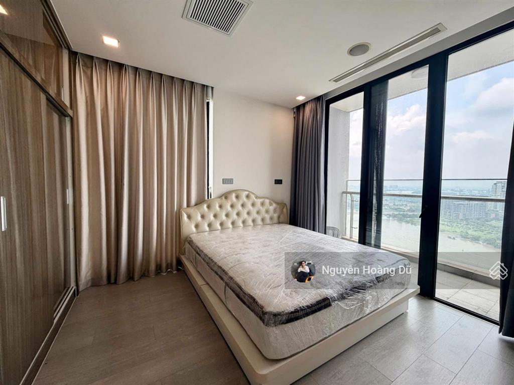 Vinhomes golden river cho thuê 3pn view sông giá tốt chỉ 46tr/tháng