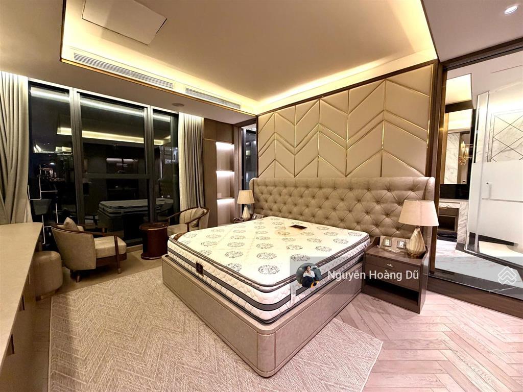Siêu phẩm 3pn 160m2 view panorama  vinhomes golden river ba son cho thuê 110 triệu/tháng