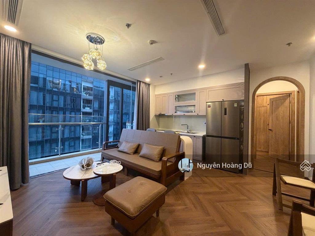 Vinhomes golden river cho thuê 2pn 86m2 view sông đẹp giá 37triệu/tháng