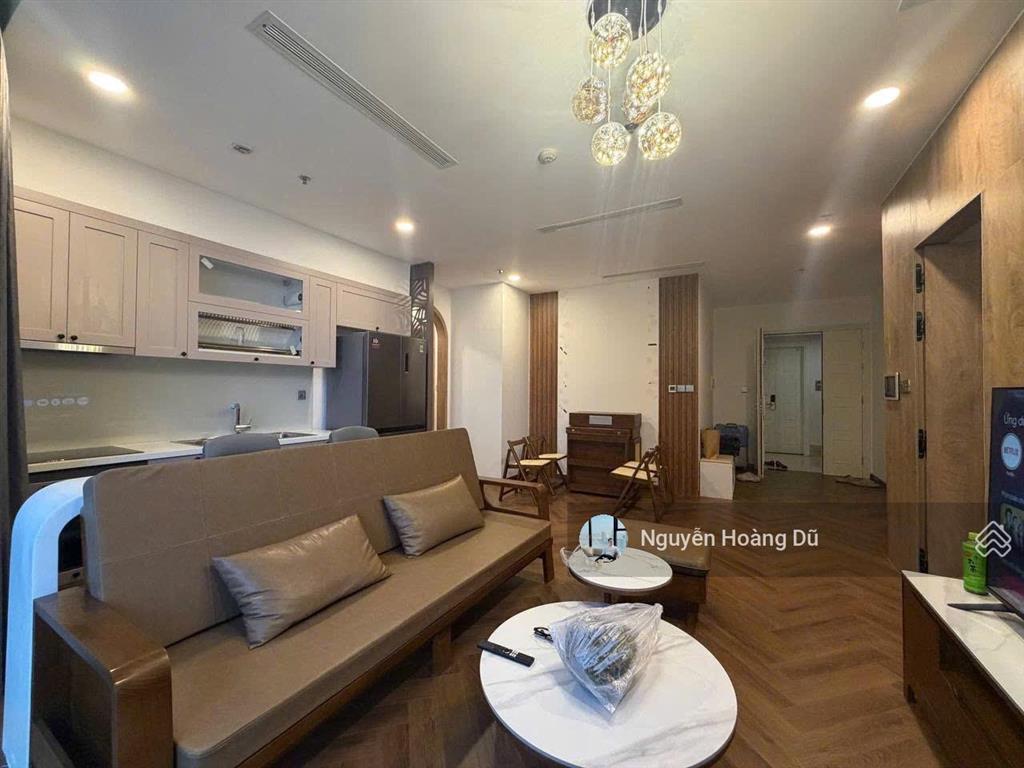 Vinhomes golden river cho thuê 2pn 86m2 view sông đẹp giá 37triệu/tháng