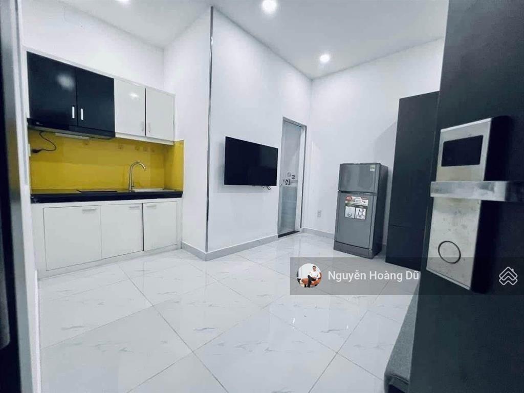 Chính chủ cho thuê full nội thất quận 3 giá 4tr5/tháng