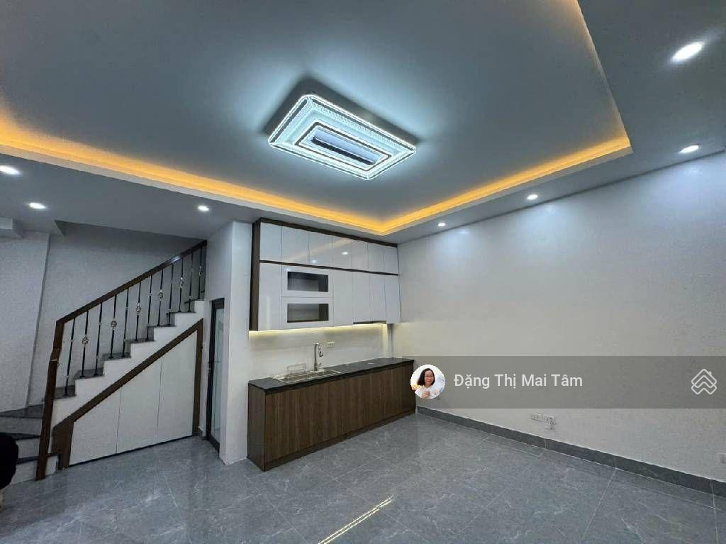 Bán nhà hồ tùng mậu, 3 thoáng sáng rực rỡ, vios đỗ cổng, 5ph sang trường mai dịch, 9,8 tỷ