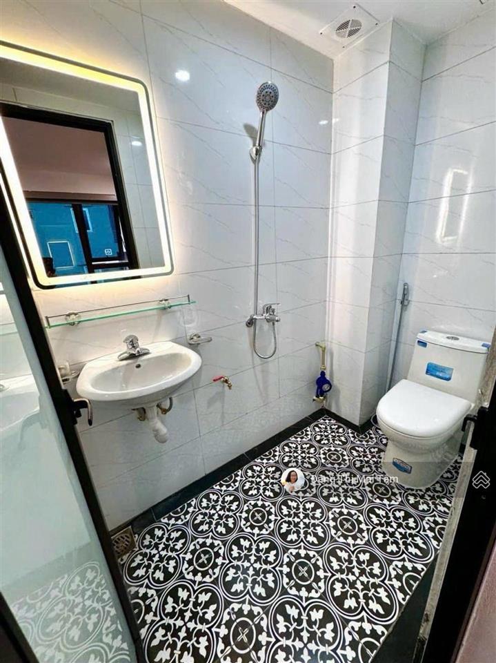 [độc] bán ccmn hồ tùng mậu, thang máy vù vù, full nội thất+pccc, mt 7m,doanh thu 900tr/năm, 16.5 tỷ