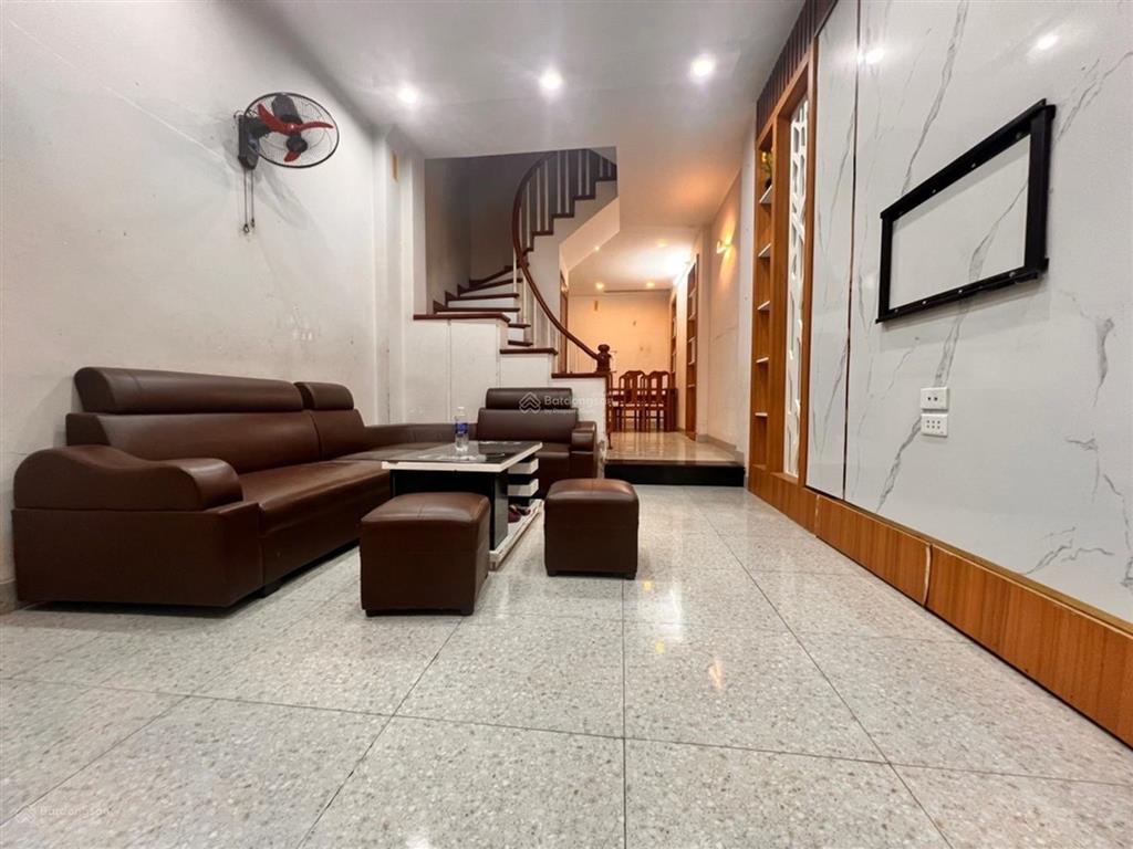 Bán nhà nguyễn đổng chihồ tùng mậu 6 phòng ngủ, 5ph sang trường lê quý đôn, từ liêm 1, 7.9 tỷ