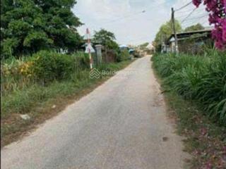 Bán gấp lô đất đẹp mặt tiền nhựa kp hòa bình, trảng bàng,  9.7x42m, có thổ cư, 180tr/m ngang