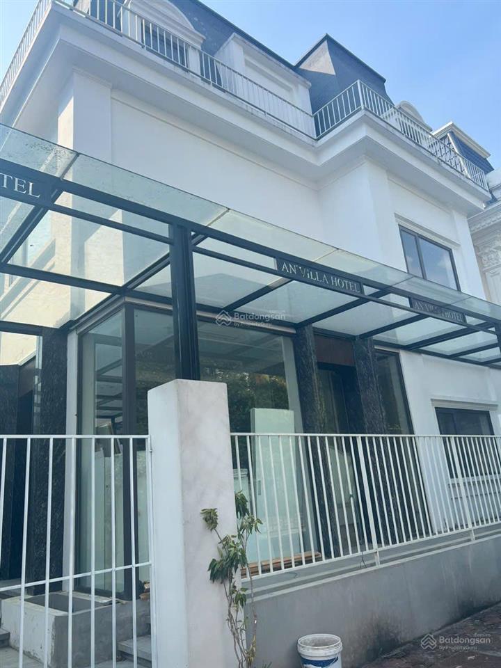 Chính chủ cho thuê biệt thự 3 tầng mặt bằng rộng cạnh ubnd phường đại mỗ