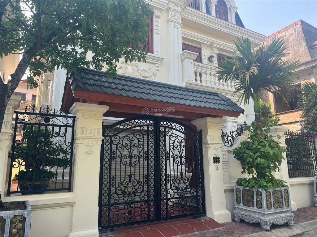 Chính chủ cho thuê biệt thự 3 tầng mặt bằng rộng cạnh ubnd phường đại mỗ