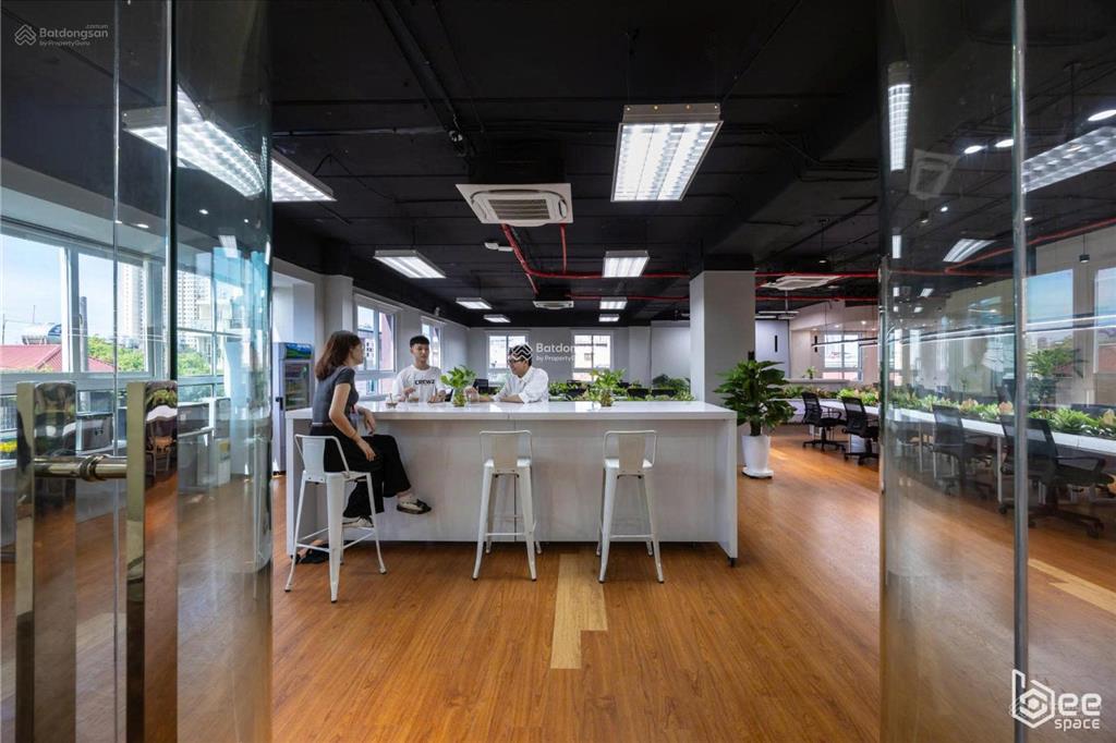 Bán sàn văn phòng hà đông 400m2, sẵn sổ, sẵn nôi thất, sát tàu trên cao