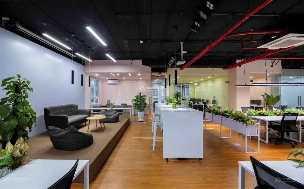 Bán sàn văn phòng hà đông 400m2, sẵn sổ, sẵn nôi thất, sát tàu trên cao