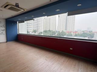 Bán sàn văn phòng, thương mại 600m2, trần cao thoáng ngay trung tâm linh đàm/ 0989 942 ***