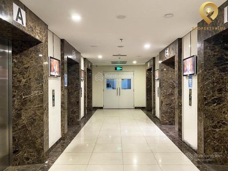 Bán sàn văn phòng 250m2, khu ngoại giao đoàn, sổ đỏ lâu dài, full nội thất xịn.