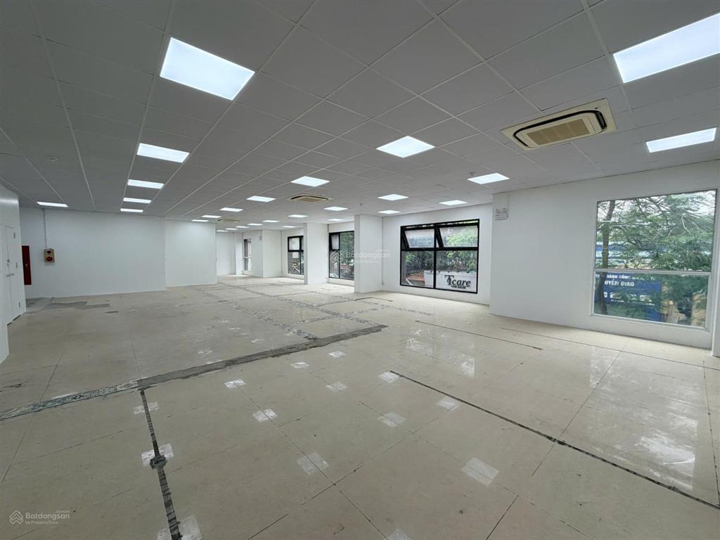 Cho thuê văn phòng tòa nhà 196 thái thịnh 450m² giá chỉ 285.120đ/m2 (chuẩn ngon  bổ  rẻ)