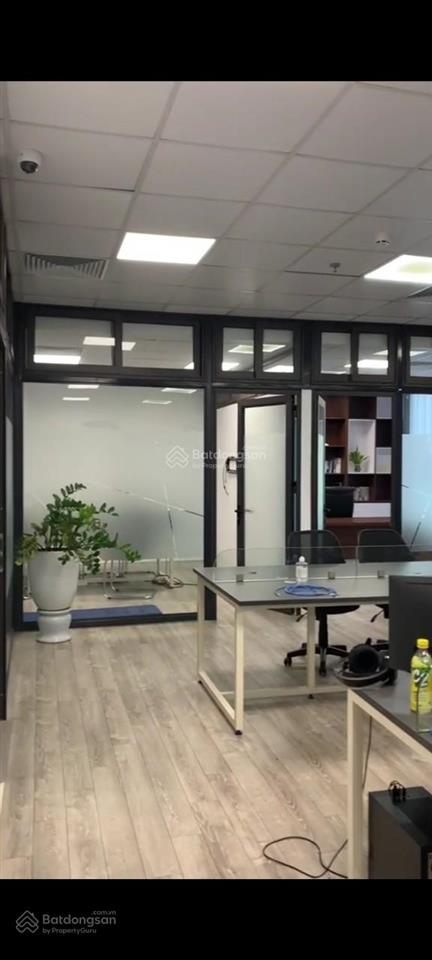 Cho thuê văn phòng hạng b, mặt đường lê văn lương (100m2 40tr sẵn đồ long lanh trong tranh)