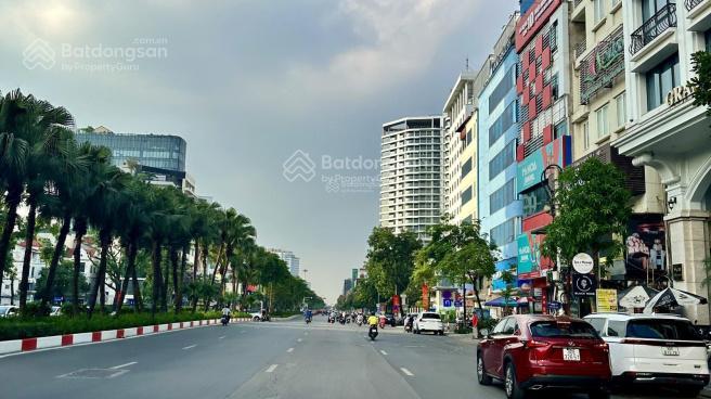 Cho thuê tòa nhà nguyên căn hoàng quốc việt 8 tầng + 1 hầm thông sàn vừa hoàn thiện