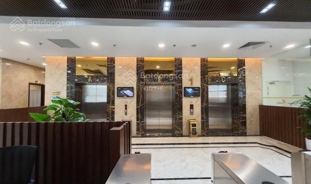Cho thuê văn phòng đẹp 110m² tại gold season nguyễn tuân sàn gỗ, view mặt đường, bàn giao luôn