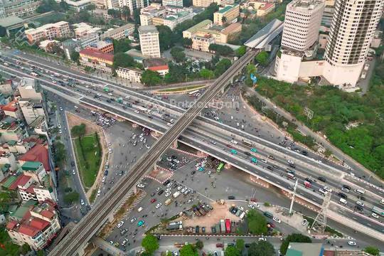 Bán sàn văn phòng tòa viwaseen tố hữu  hiếm có 1 lô 160m2 giá 66tr/m2 sẵn sổ, vào luôn