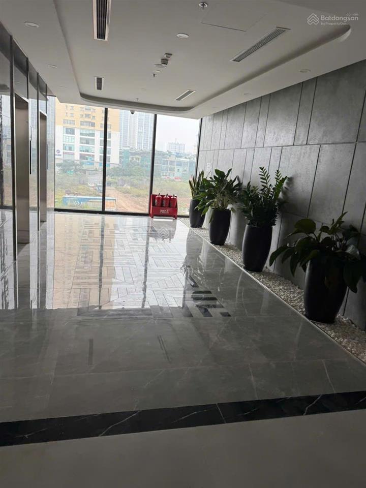 Chính chủ bán sàn văn phòng tòa nhs trung văn, đẹp nhất khu, view 2 hồ điều hòa, 100m2, giá ưu đãi