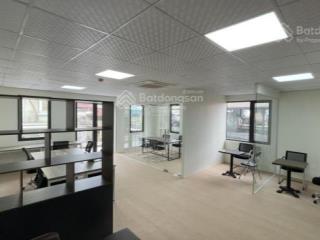 Cho thuê văn phòng chuyên nghiệp 70m2 tại kim mã  giá y như căn hộ   0989 942 ***