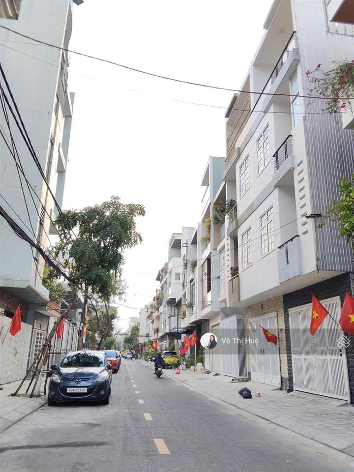 Mt phố hải châu chỉ 14.5 tỷ đẹp 109m2 full nội thất