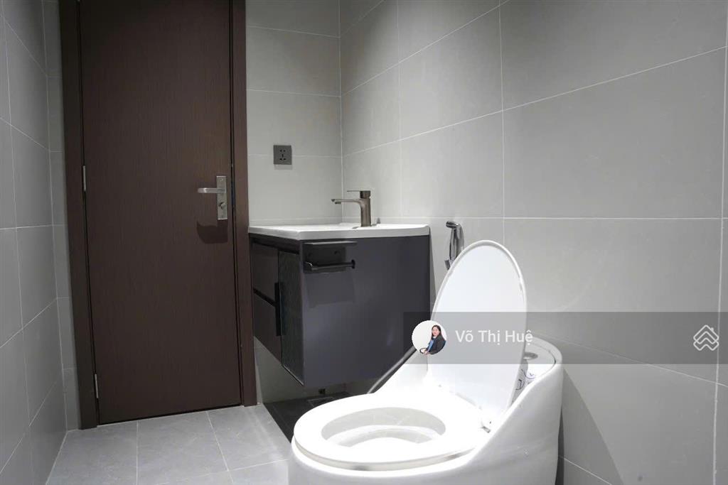 Mt phố hải châu chỉ 14.5 tỷ đẹp 109m2 full nội thất
