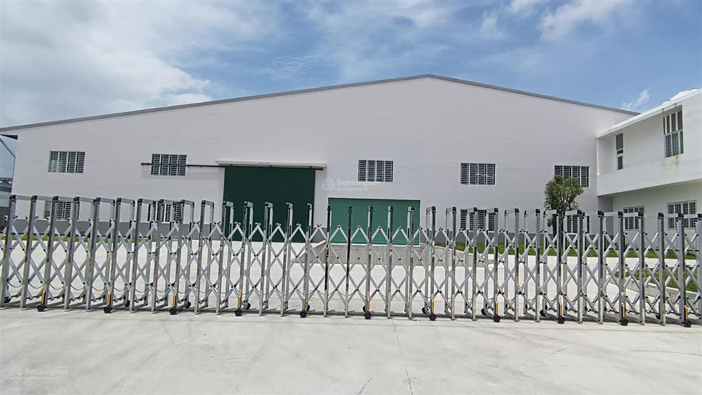 Cho thuê kho xưởng kcn việt hương 2. diện tích 2000m2 giá 125.544 đ/m²/th.  0934 794 *** mr long