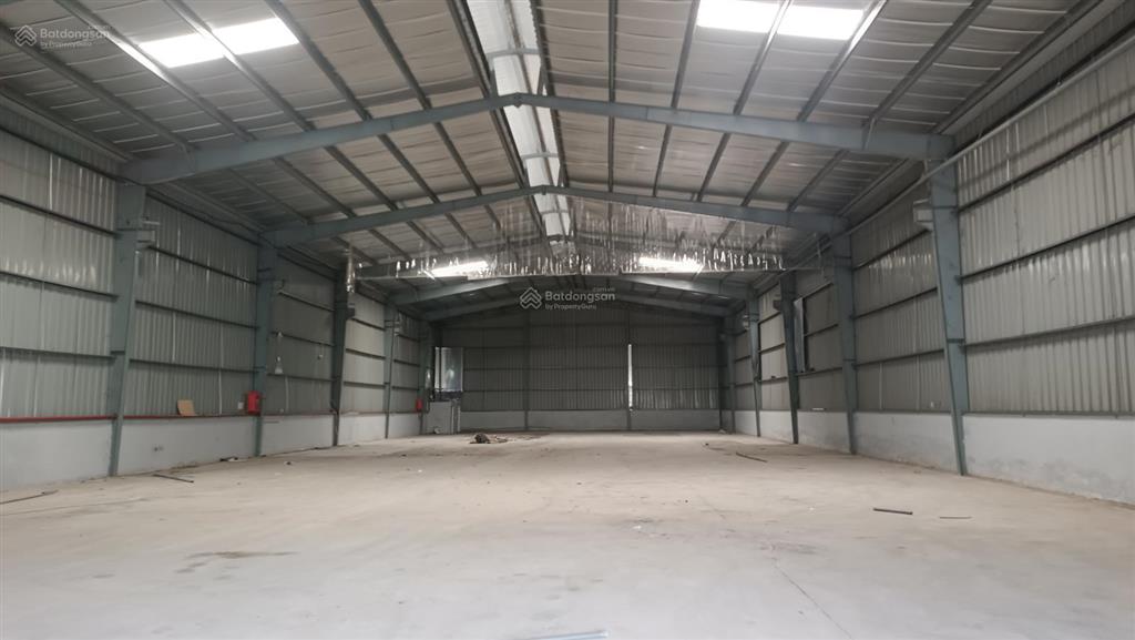 Cho thuê kho xưởng 1000m2. giá 50tr/th bình chuẩn thuận an, bình dương.  0934 794 *** mr long