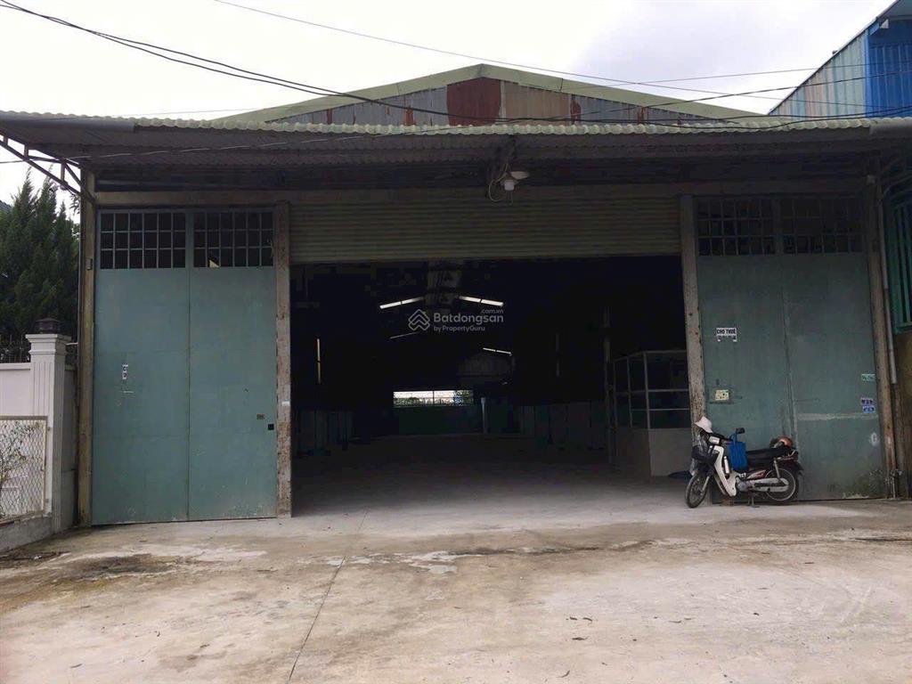 Cho thuê kho xưởng 600m2. giá 25 triệu/ tháng. tại định hòa/ thủ dầu một/ bình dương.